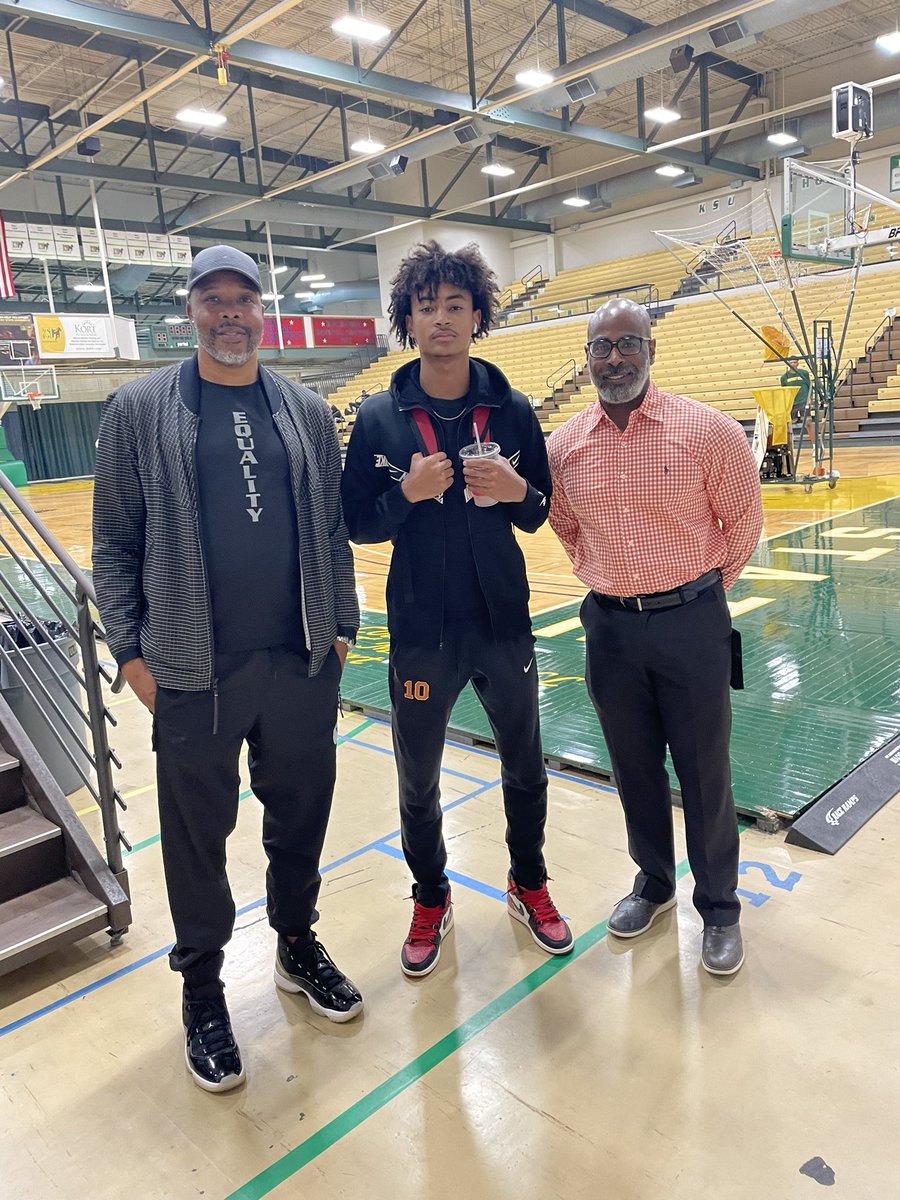 John Seay-Oliver tweet media