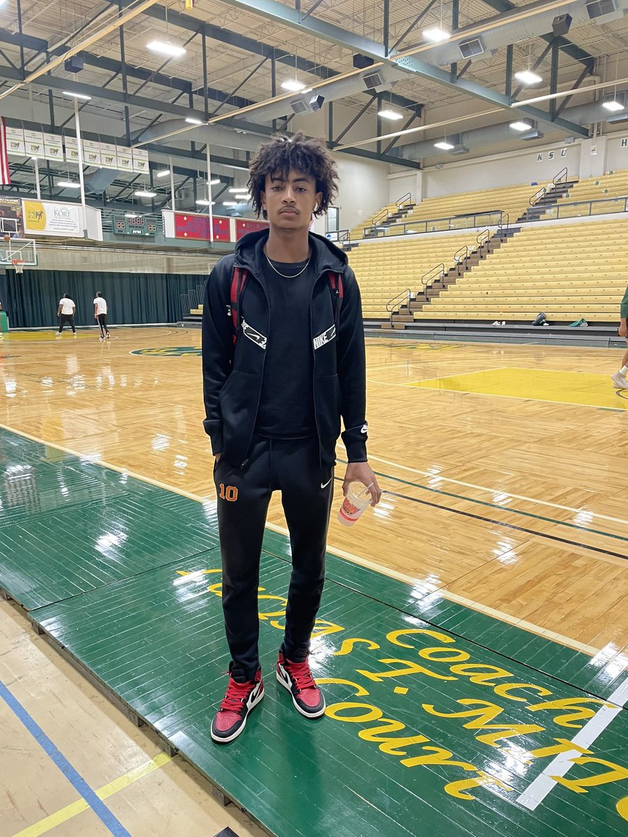 John Seay-Oliver tweet media