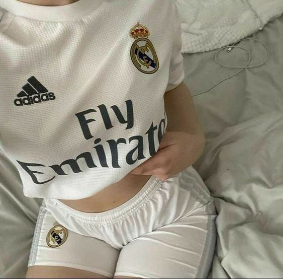 itssylvieri's tweet photo. Real Madrid lovers this one is for you 😍 https://t.co/vGmZUuc0xK