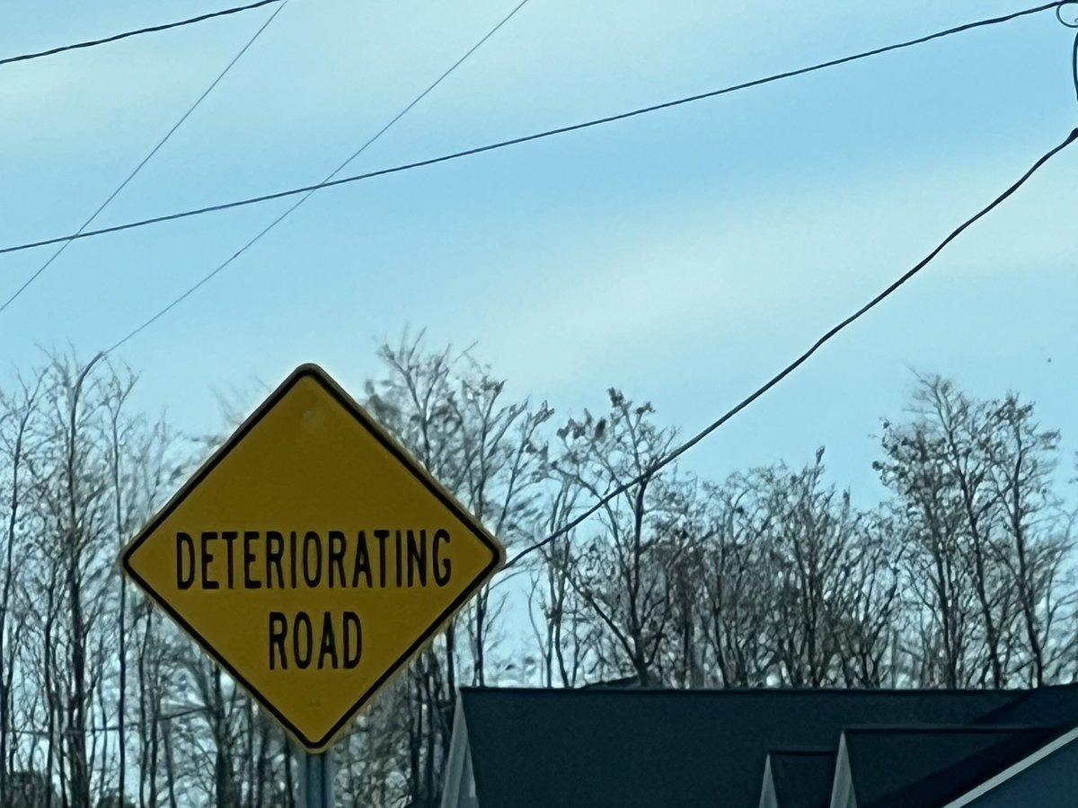 DaveBondyTV's tweet photo. Birch Run Twp. did patch some potholes on Dehmel Road and added a sign to warn people of the danger.  #michiganroads https://t.co/OJ4oJ7Exd3