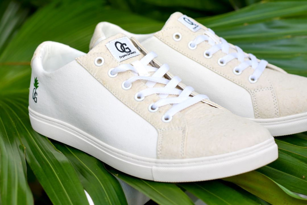 Want to try something different?  Lace-up a pair of plant-based sneakers.  They’re comfortable, stylish, and sustainable!  #SustainableSneakers #StylishSneakers