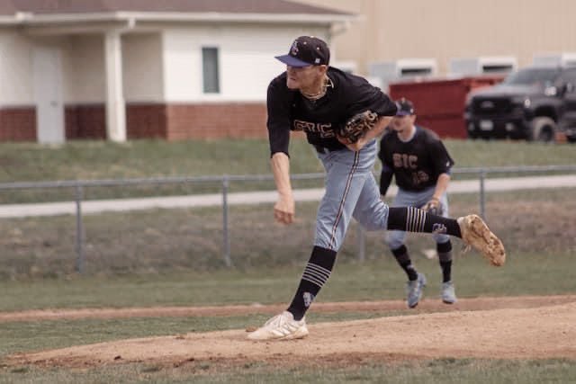 BrennynAbendro5's tweet photo. I would like to announce I am continuing my baseball and academic careers at Cumberland University! Thank you too all of my family, friends, and coaches who have helped get me this far. Couldn’t be more excited and lots of work left to be done! @cu3xnatlchamps @SICBaseball https://t.co/LT1uPm6D18