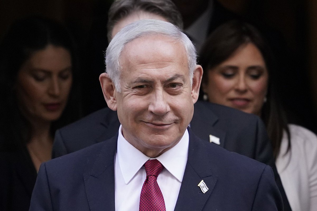 Basic rules and customs of #Israel politics:

- If in doubt over policy, buy time by bombing #Gaza

- if you need an election boost, bomb Gaza

- if under pressure, bomb Gaza

- if public support is low, bomb Gaza to bring it back up

#apartheid #Palestine