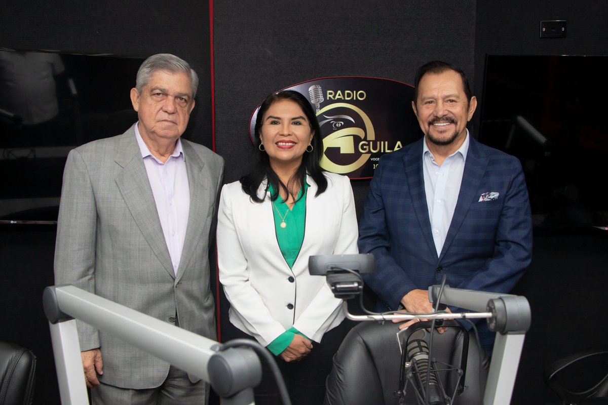 Gracias a <a href="/radioaguila/">Radio Aguila</a> por permitirnos informar a la comunidad sobre la ampliación de nuestra oferta académica a través de las nuevas carreras que próximamente tendrá la Universidad de Guayaquil.
Seguimos innovando para el beneficio de nuestra sociedad.