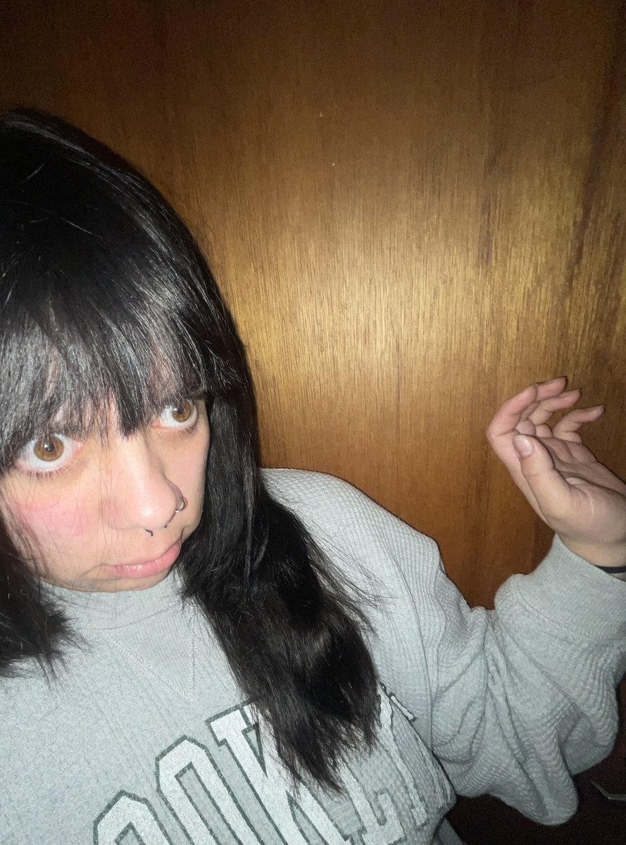 Alexa, play slut me out by NLEChoppa