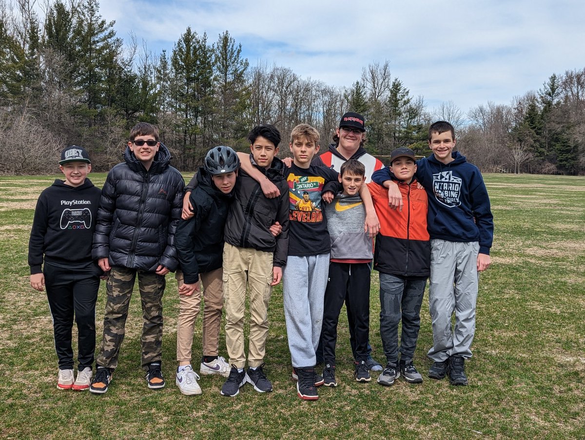 MsSMcArthur's tweet photo. Feels like spring! Enjoying the weather outside before the long weekend. @StBrigidCeltics @WCDSBwellness #WCDSBntip https://t.co/gag8jznXRh