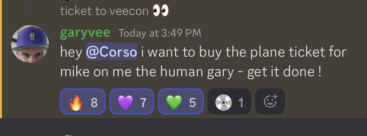 xxmiamimike's tweet photo. Gary fucking Vee just bought my plane ticket to veecon… I’m speechless https://t.co/RcysMaLQeI