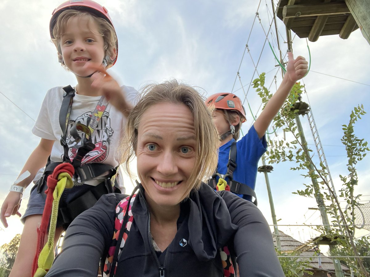 Claire Díaz-Ortiz tweet media