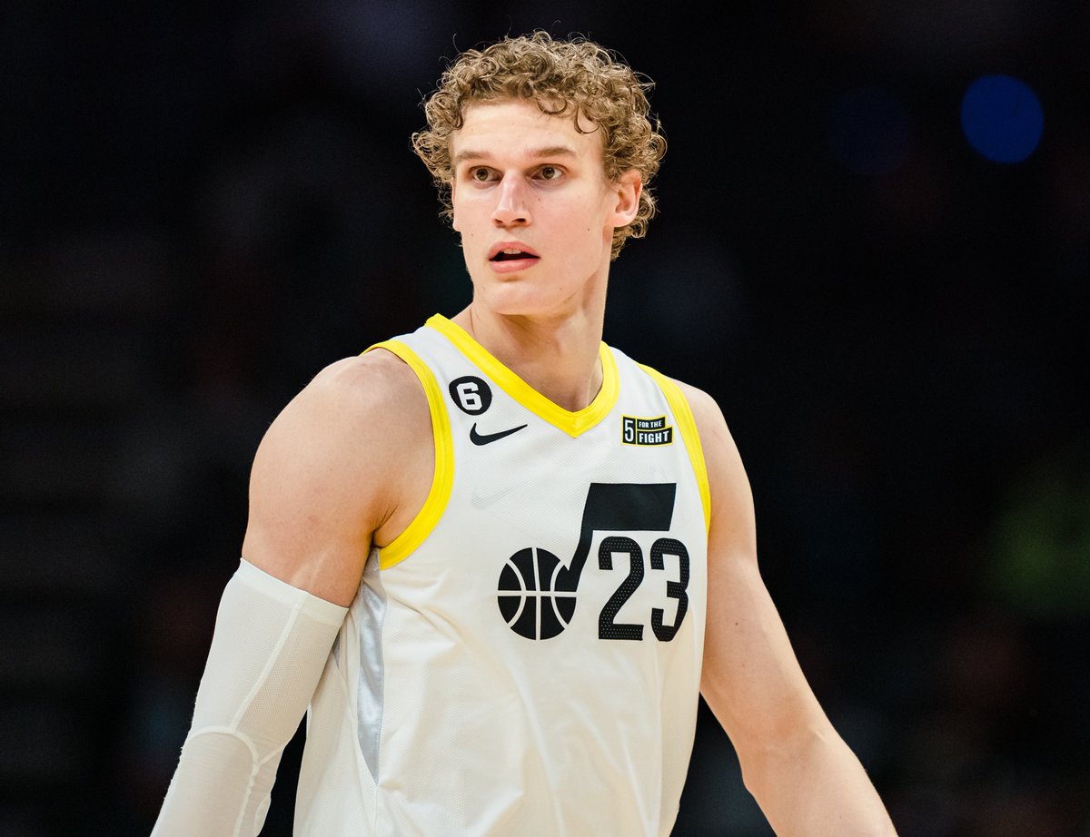 BleacherReport's tweet photo. Lauri Markkanen will serve in Finland’s military this offseason, which is mandatory for male citizens by age 30

(via @ramonashelburne) https://t.co/xzOG35JUt6