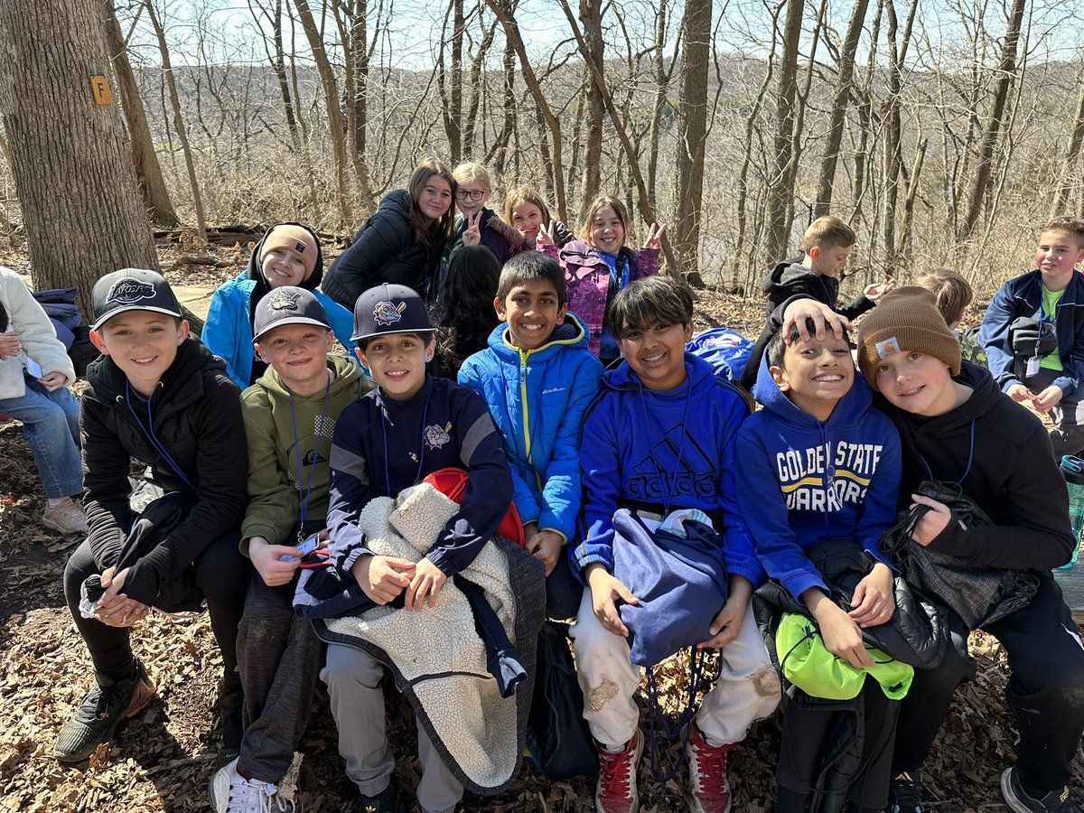 D13Eagles's tweet photo. Lorado Taft…5th graders are having a blast! https://t.co/R1bECwectP