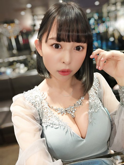 寺坂ユミ