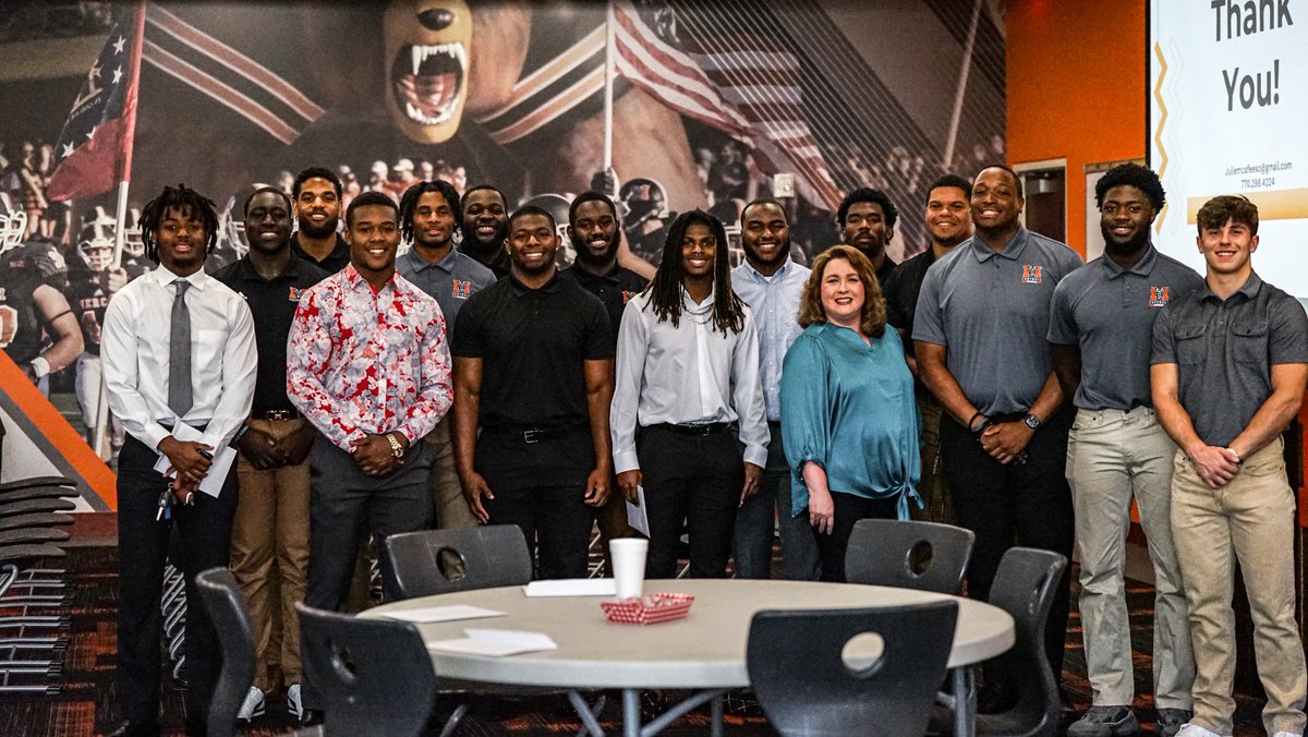 MercerFootball's tweet photo. Etiquette training phase 1 ✅
The art of the handshake and mastering the interview process!
#RaiseTheBar | #BuildTheBear https://t.co/nCbCDytsmZ