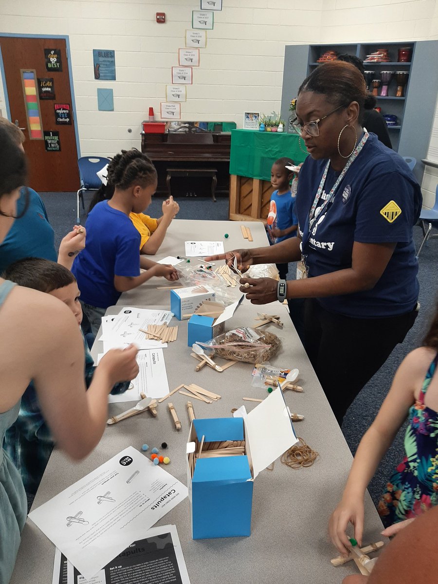 Clarke Elementary Science Night #Bulldogexcellence