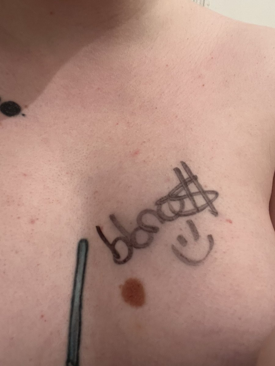 wholesomewizard's tweet photo. @bbnomula Yes boobs https://t.co/t7tX7kGHKK
