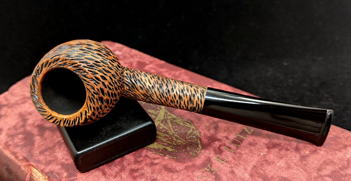 TalbertPipes's tweet photo. Something rather unusual just posted to the catalog...
https://t.co/DIyYg2DXfQ https://t.co/XA9EZETP8a