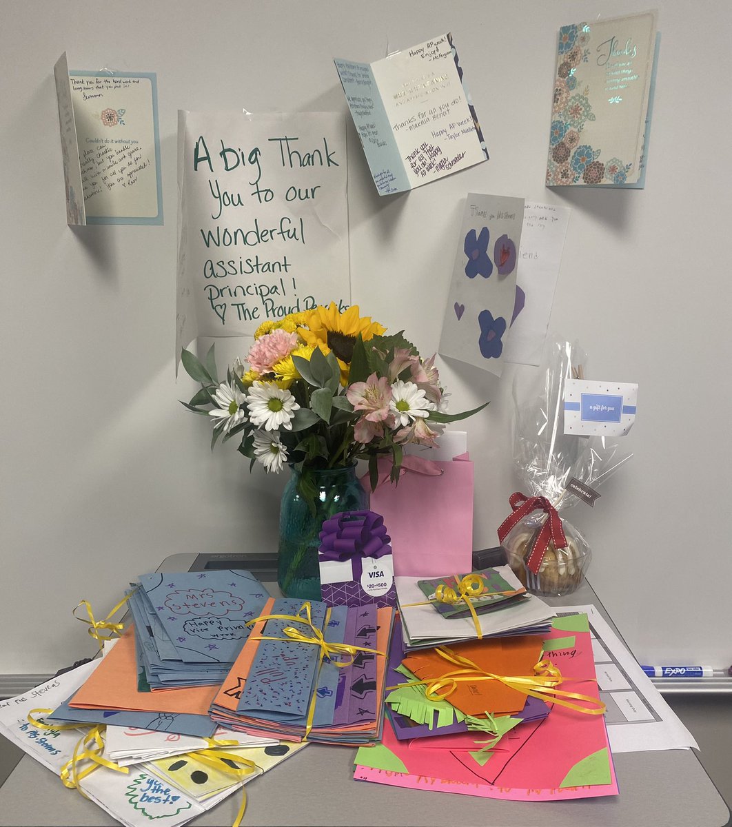 HollyStevens73's tweet photo. Thank you LSE students and staff for the treats and kind words for National Assistant Principal Week! It was very much appreciated!
@HumbleISD_LSE 
#LifeIsBetterAtLakeshore
#Communityatheart https://t.co/sZeOIPCUhb