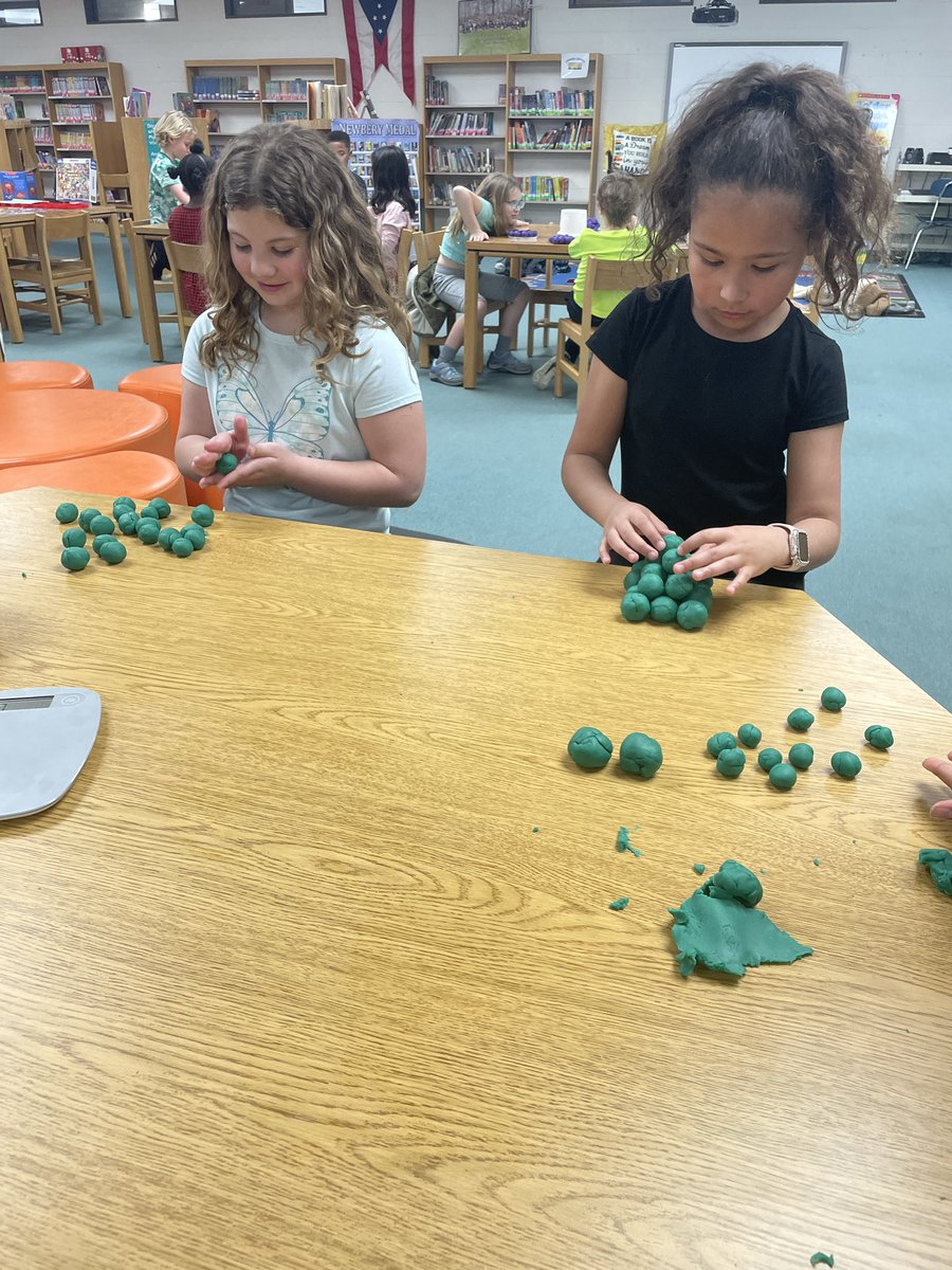BissellLibrary's tweet photo. Library at Bissell was out of this world this week!  Exploring a Maker Space challenge designed by NASA, students created scale models to compare the size of the moon to earth. https://t.co/pltIw4EoHR