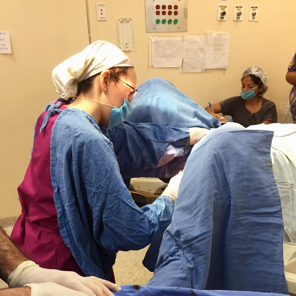 ferfloresmr's tweet photo. Estudiante 8 semestre de medicina// R1 Ginecología y Obstetricia https://t.co/RyMu59TmkL