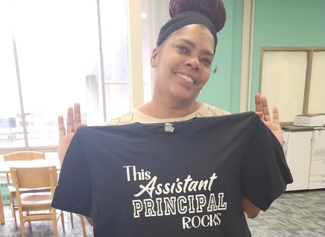 And we got her! Happy Assistant Principals’ Week AP Teasley! The Staff &amp; Students appreciate your unwavering dedication and commitment to P3A! #ThankYouIsNotEnough #SimplyTheeBest❤️⭐️👏🏽🎉