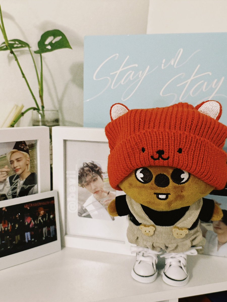 bevii_'s tweet photo. I’ve been obsessed with Han’s LA Encore outfit so I had to dress HanQuokka to match! Seriously though, PCD is REAL; someone take me back in time…plz… #SKZ #skzoo #Hanjisung #HanQuokka #SKZinLA #MANIAC_ENCORE_LA #MANIAC_IN_LA https://t.co/y5goHjnJ10