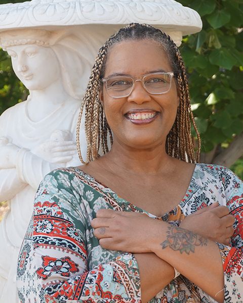 Krystal Rawls, director of @csudhwin, gets her day started as soon as the sun comes up. She uses advanced technological resources, combined with university and industry-generated business data, to promote the benefits of the CSUDH educational experience. bit.ly/3MizxMZ
