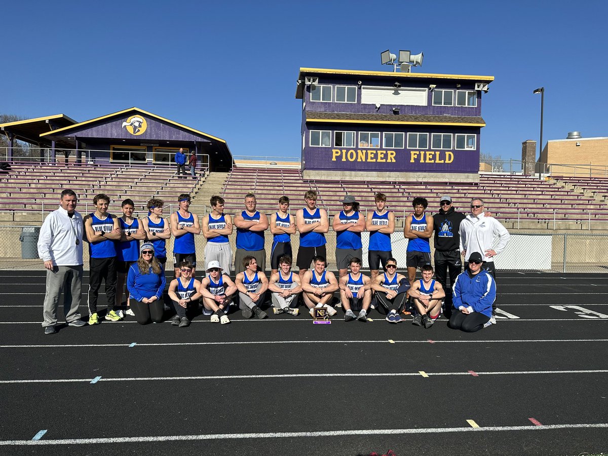 Boys take 2nd place at Nebraska City! Girls finish 3rd.