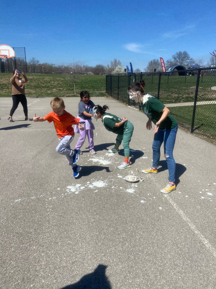 LeAnna Kemp tweet media