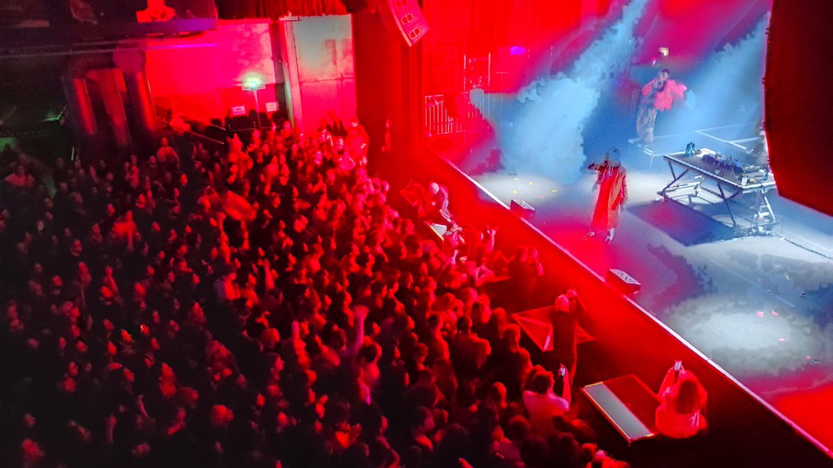 Letrix29's tweet image. Encore un évènement, place au suivant le 24 mai.