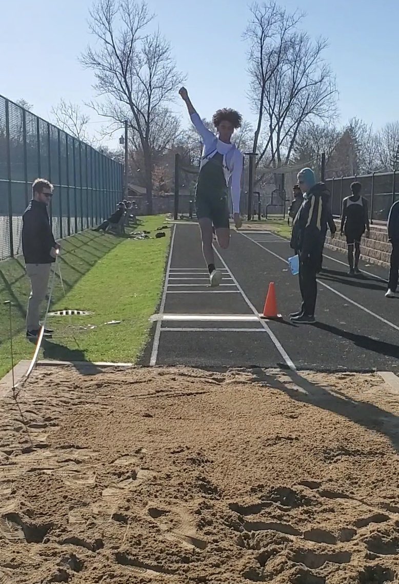 GCHSTRACK's tweet photo. Rams take 1st and 2nd in long jump! K-Miller (1), Bond (2) and Granville do the Rams proud with 18 important points! @GoGCHSRams #StateDOE https://t.co/ViYqCcXGGy