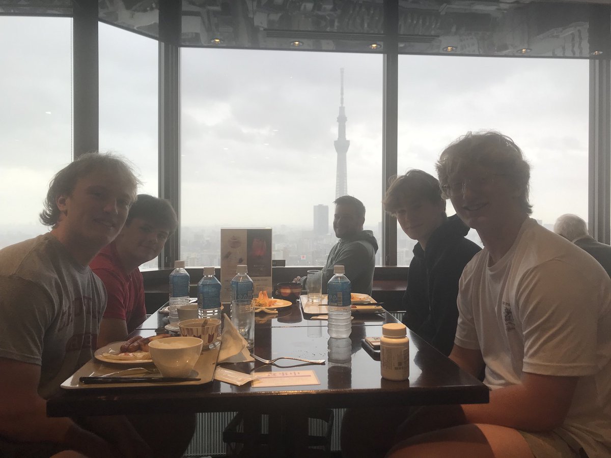 SIHS_Varsity15s's tweet photo. Good Morning Tokyo! Breakfast in the books and headed out to explore the city today! #SpringTour2023 https://t.co/OPakCQkIaN