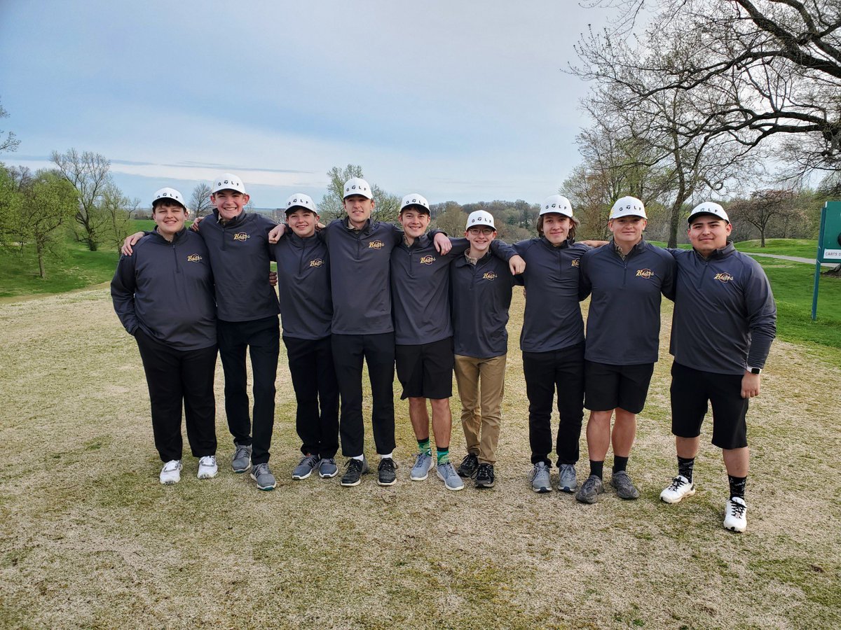 The Bears came out with a win today against Reitz. Hunter Riggs was the medalist with a 39, and Trevor Wyrick tied for 3rd with a 46