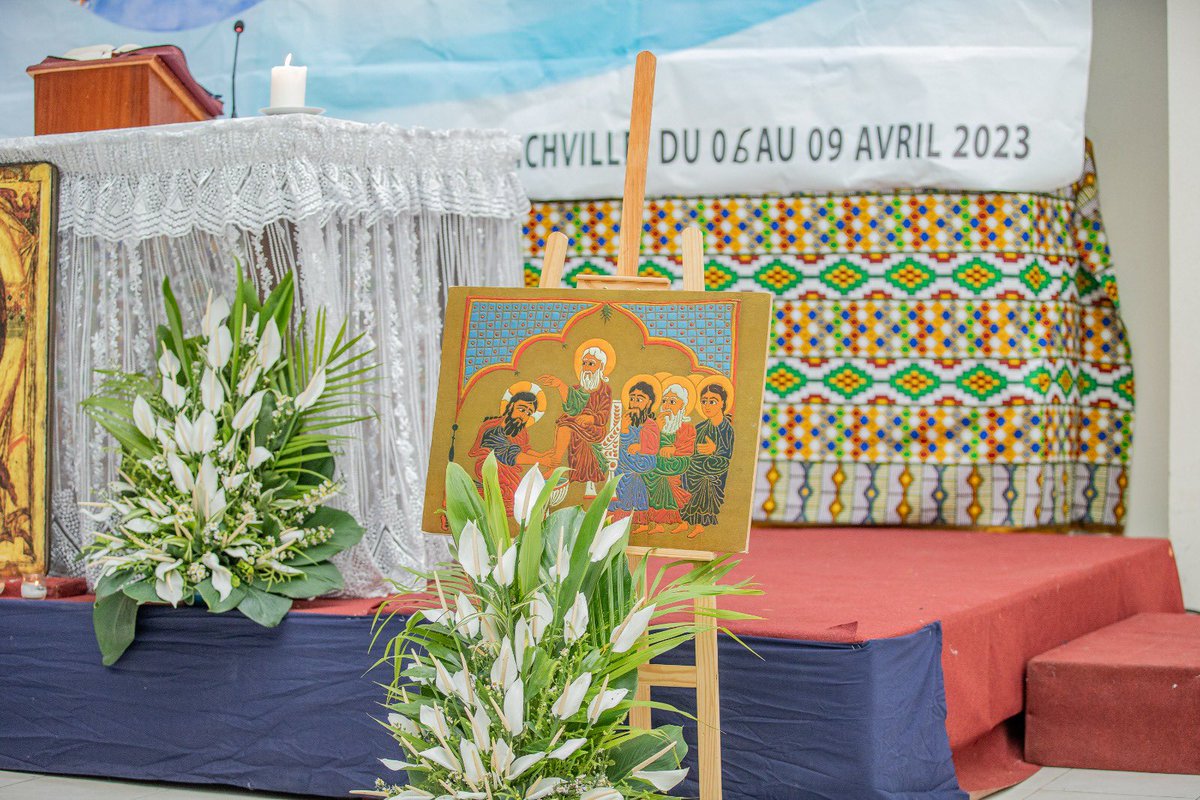 Aizeck88's tweet photo. #JeudiSaint 
Le geste de notre Seigneur nous pousse à nous mettre au service des autres, en particulier des plus faibles, pleins d’amour et d’humilité. 
#SantEgidio @santegidionews @rzuccolini 
📸 Roland Photography RP https://t.co/Bl8SsoBKIG