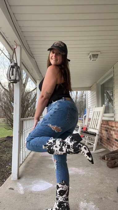 TW Pornstars - BombshellBlaze® . Pictures and videos from Twitter. Page 4