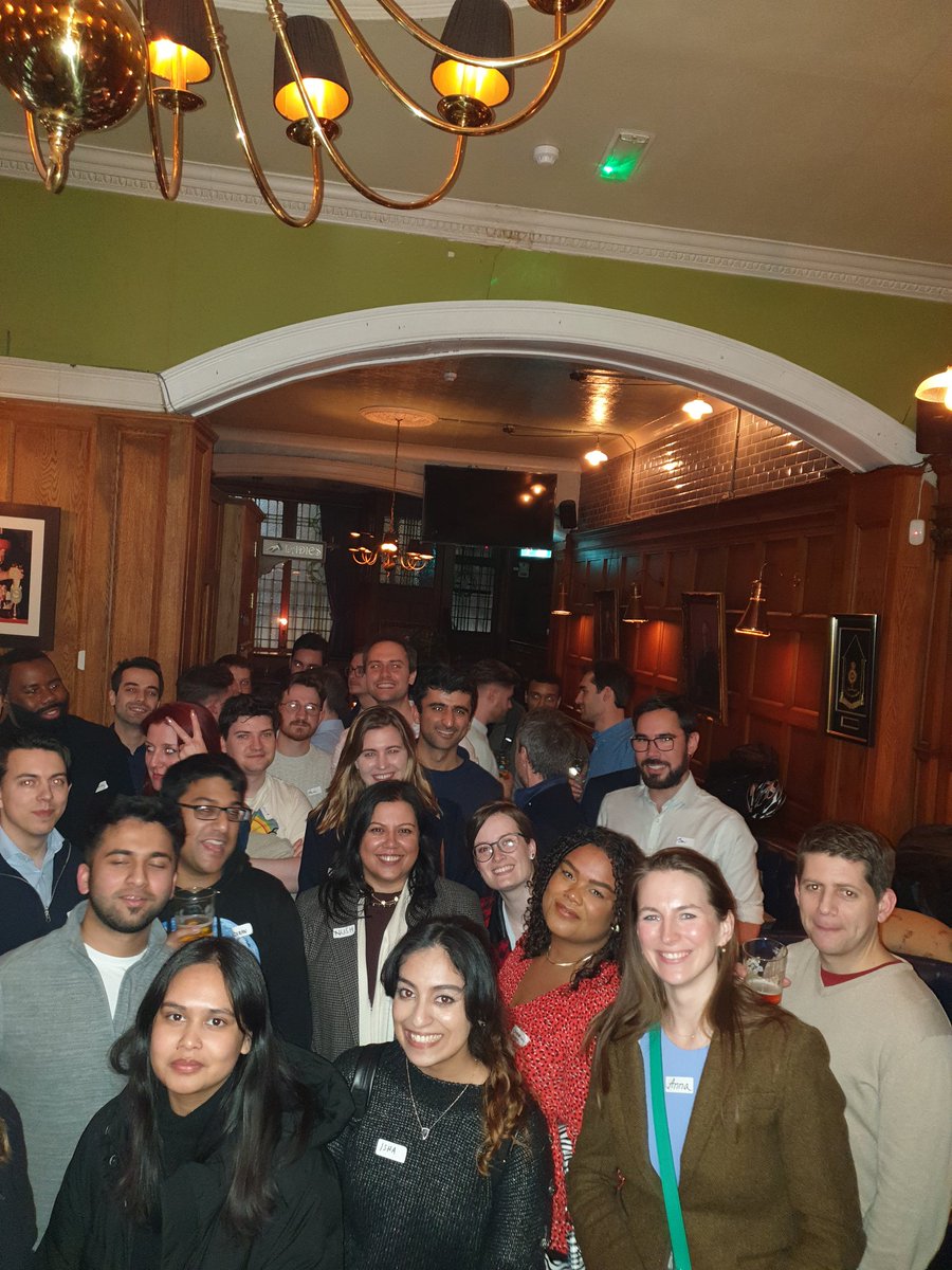 Anushka Sharma (💫,💫) tweet media