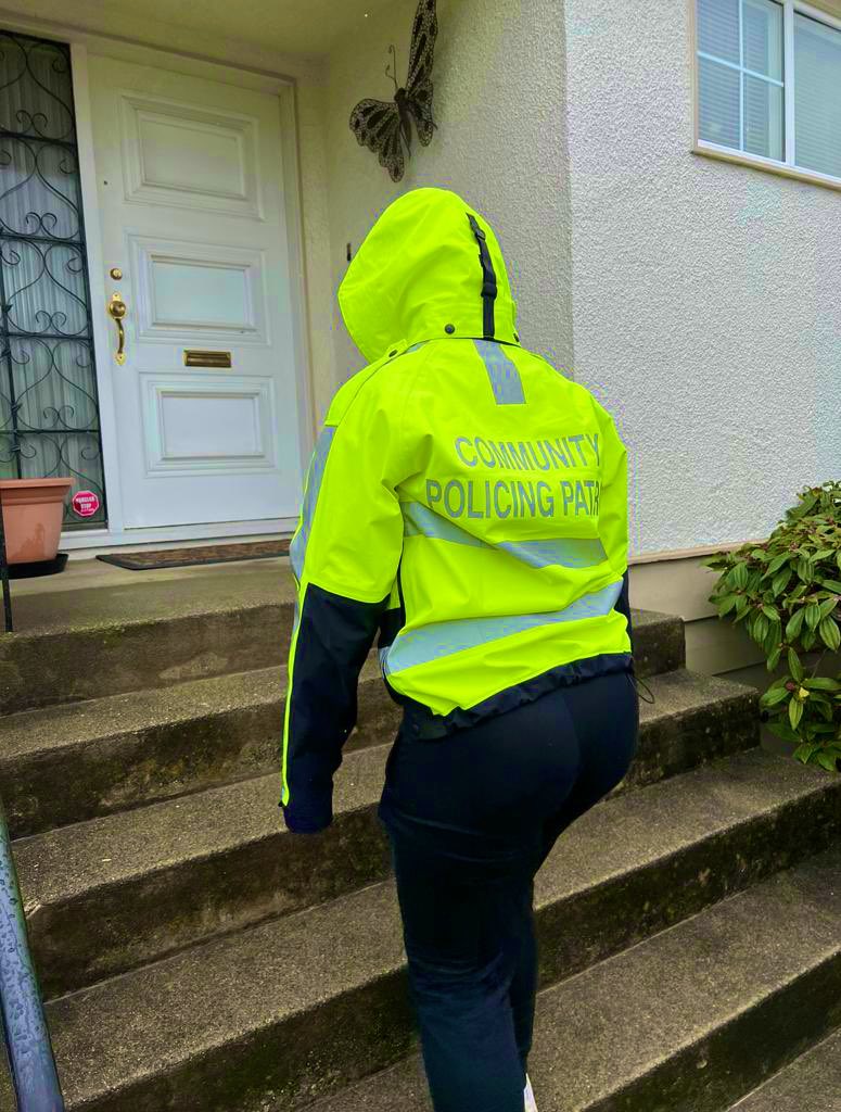 CollingwoodcpcC's tweet photo. @CollingwoodCPC:
April,06/23.Thursday
This very wet morning,
our 1st #patrol, #volunteers: #team
Joyce - Gurleen & Pavan
patrolled our #neighborhood & checked for reportable issues to the City.
These sisters are highly committed to serve.
#VolunteerWithUs and
#MakeADifferent. https://t.co/Eo8nekJ1dw