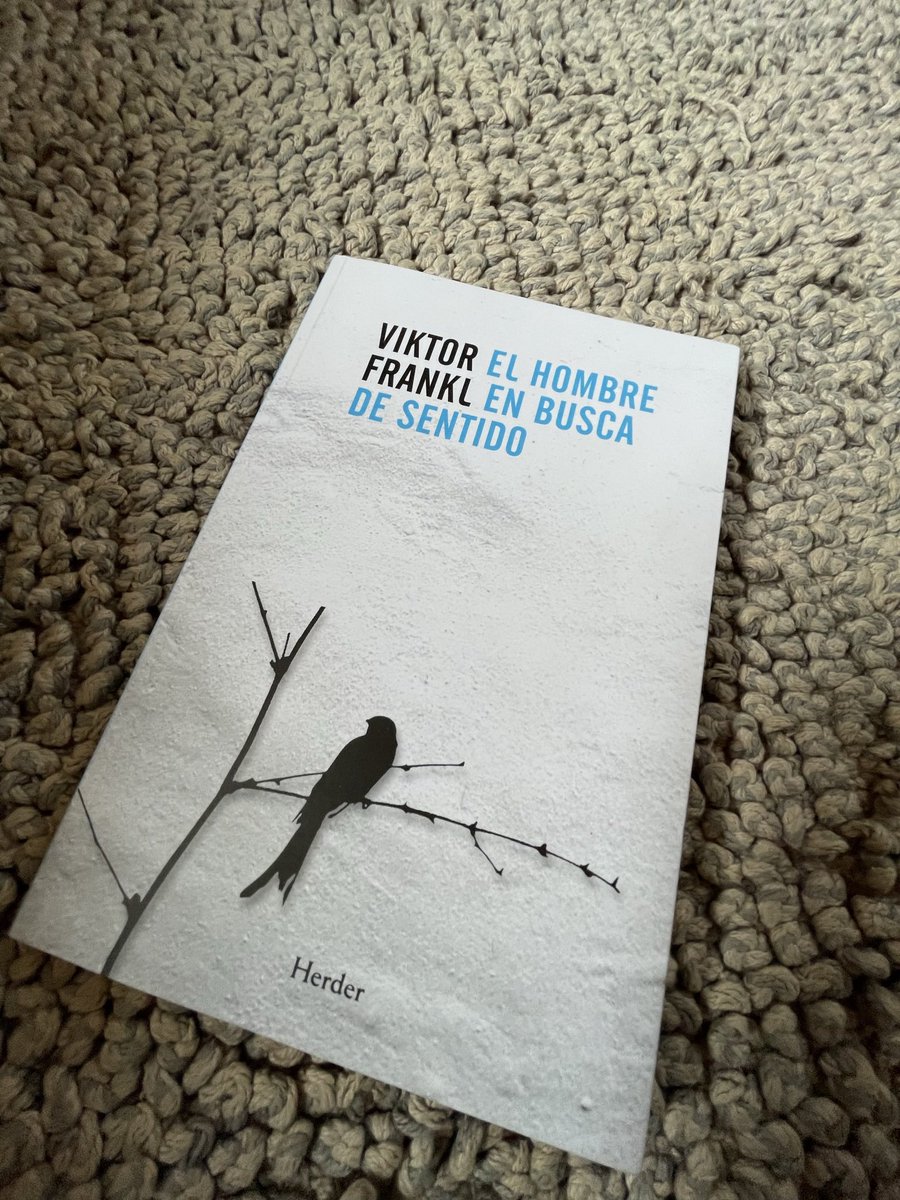 LaMartinique_'s tweet photo. Este librazo se los recomiendo a ojo cerrado. Te pone los pelos de punta más de una vez y te hace reconocer que lo único que no pueden quitarte, es tu capacidad de decidir. Es fuerte, maravilloso. #ViktorFrankl https://t.co/pAKeFH5rd9