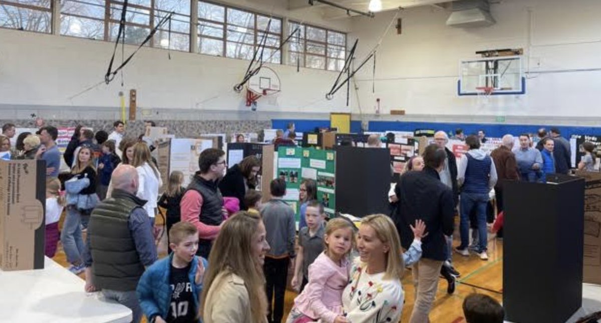 Crow Island STEAM Expo was a success. 2nd,3rd,and 4th Graders created projects that were shared with staff, peers, and families! <a href="/CrowIslandD36/">Crow Island Elementary School</a> <a href="/winnetka36/">Winnetka 36</a>