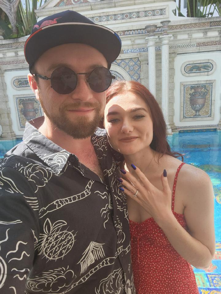 Well friends I'm engaged :)