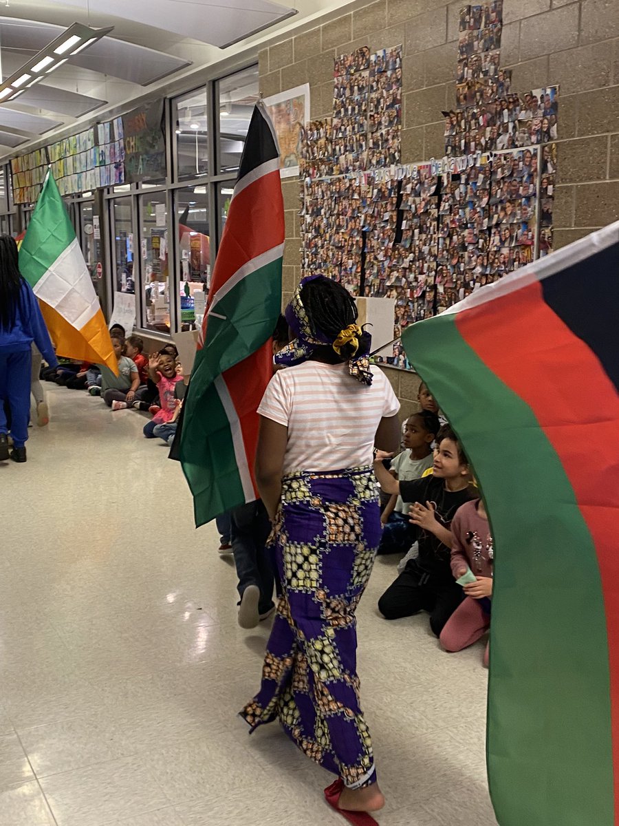 EBEs first international parade was a success! So many students from all around the world 🌎 🖤