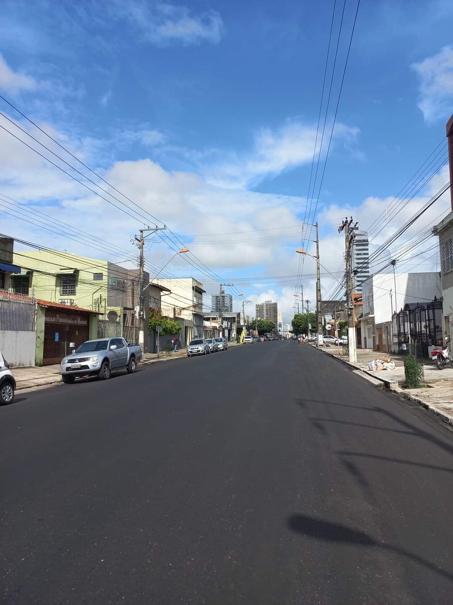 BelemMeubem's tweet photo. TÁ CHEGANDO UMA NOVA BELÉM. 

Prefeitura de Belém transforma a Rua dos Mundurucus, uma das principais vias da cidade.

Por Cowboy do Asfalto ( Luis Antonio Castro Palheta ) https://t.co/ZU6PnCN3kW