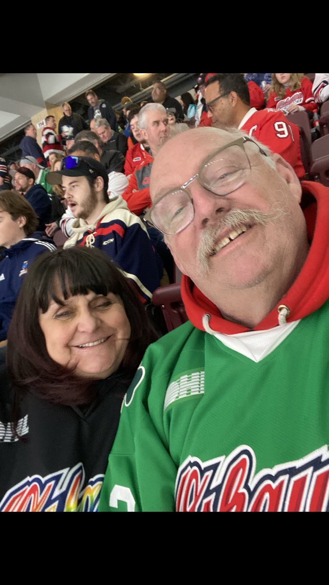 Missmstrish's tweet photo. @Oshawa_Generals  # selfie in your seat. Enjoying the playoffs. Section 115 Row 7 seats 10-11 #GoGensGo https://t.co/7pe5B4kb4j