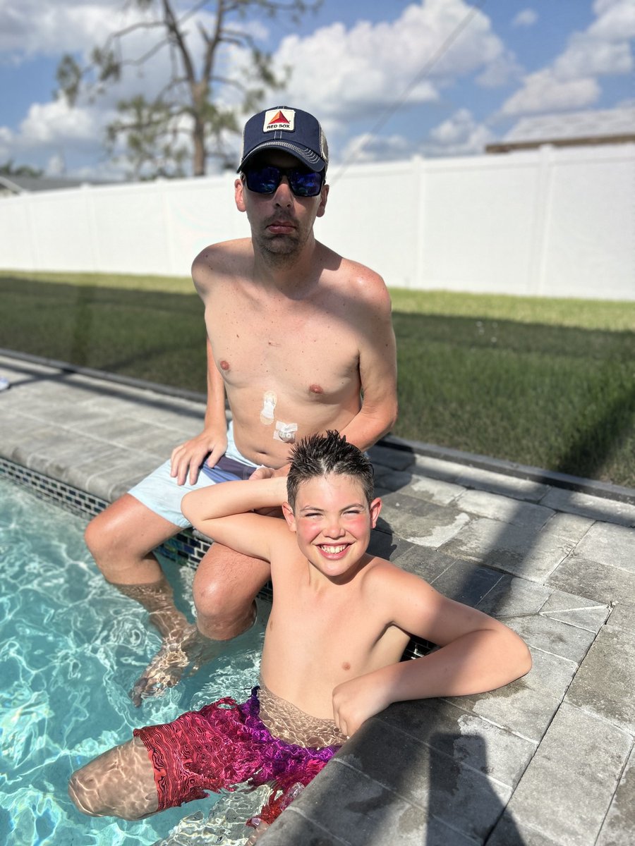 Almost 4 years into a 6-12 month life expectancy, <a href="/ChrisSnowCGY/">Chris Snow</a> is still swimming with our kids because #TofersenWorks. 

<a href="/US_FDA/">U.S. FDA</a>, #ApproveTofersen.