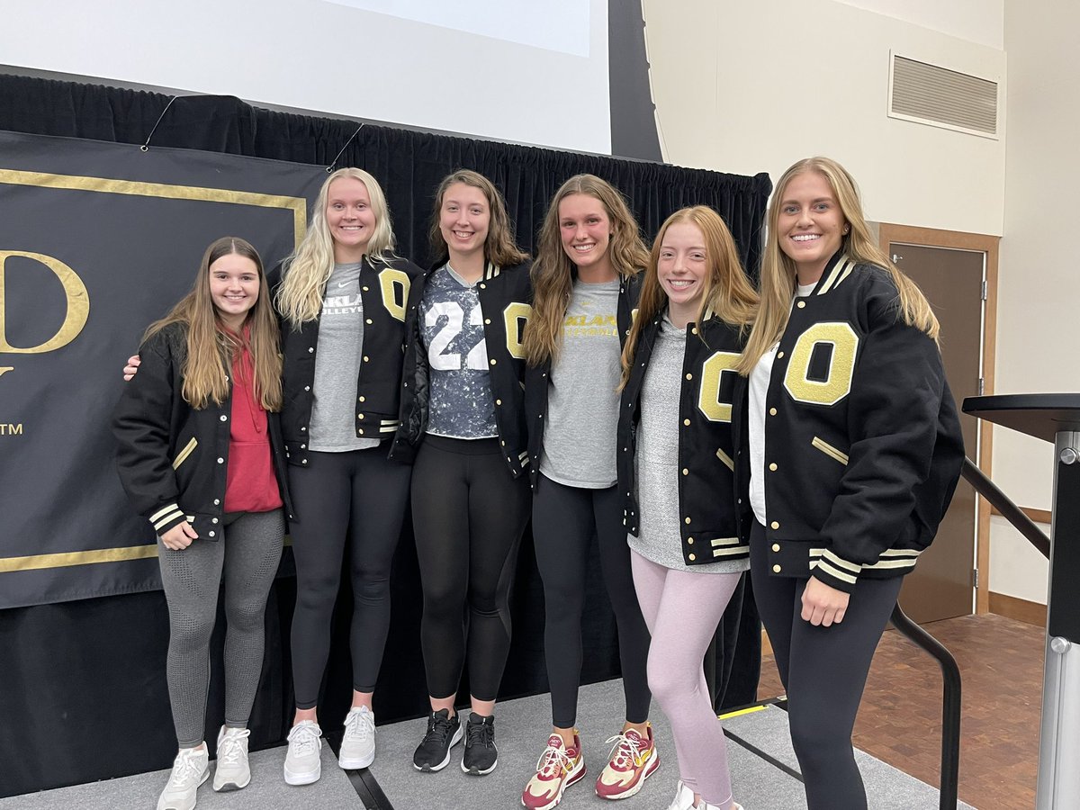 OaklandWVB's tweet photo. Happy National Student-Athlete Day to our squad! From the classroom, court, and community, we are proud of you!! #NationalStudentAthleteDay https://t.co/rygcxZTp8W