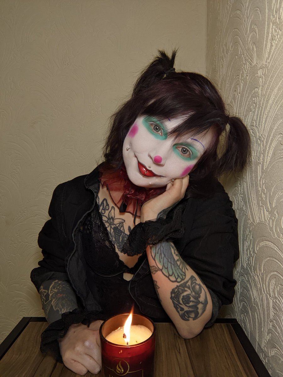 MaliceSnuffles's tweet photo. Respectfully, these are cute as hell.
#clowngirl #pov #firstdate #tiktokskit https://t.co/a7qGPIXNXJ