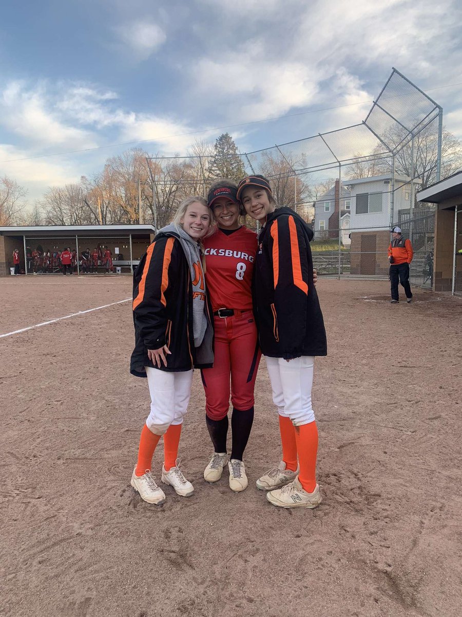 Great start to our High School season!! 4-0!! <a href="/vicksburghsSB/">Vicksburg High School Softball</a> <a href="/coach__cavanagh/">Hailey Cavanagh</a> <a href="/SVSU_Softball/">Cardinal Softball</a> <a href="/ClearySoftball/">Cleary Softball</a> <a href="/CalvinSoftball/">Calvin Softball</a> <a href="/GVSUSoftball/">GVSU Softball</a> <a href="/FSU_SB/">Ferris St. Softball</a> #fastpitch #softball