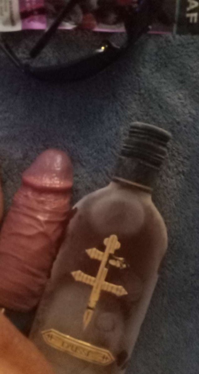 Danielleforbbc's tweet photo. @Maryjaneclouds7 #uncutdick #denverdick https://t.co/KssVyOT5SB