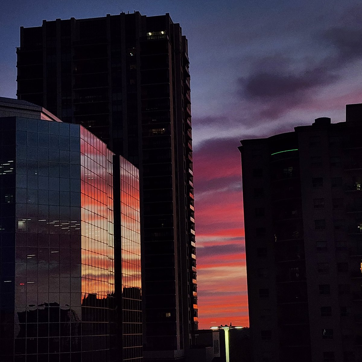 Downtown looking beautiful and pink tonight

#ldnont #getdtl #sunset #pinksky #lovelondonontario