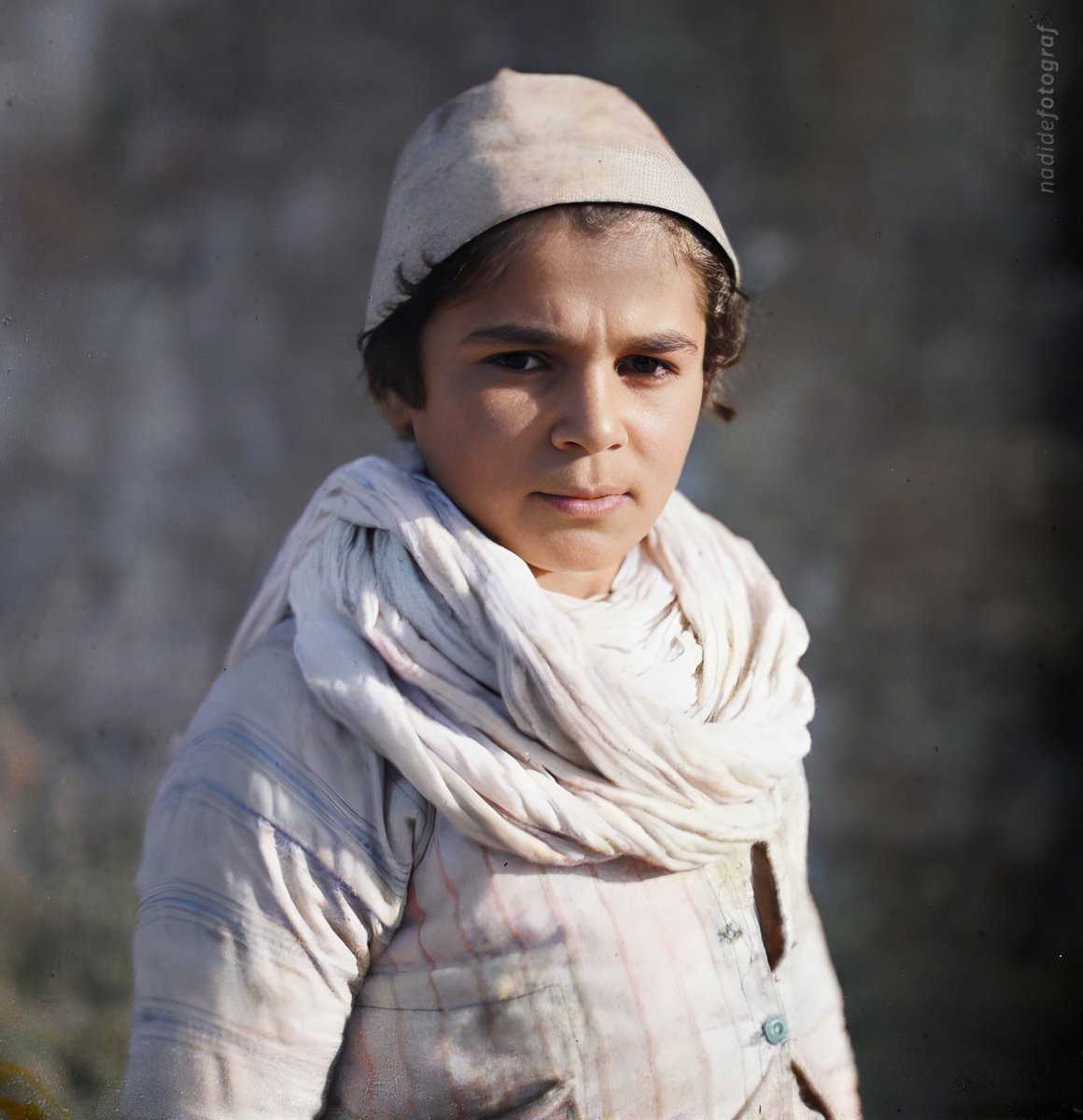 nadidefotograf's tweet image. Dıraç&apos;ta Müslüman bir Arnavut çocuk
📅 16 Ekim 1913 
📷 Auguste Léon
 🏷️#Durrës #Dıraç #Shqipëria #Albania