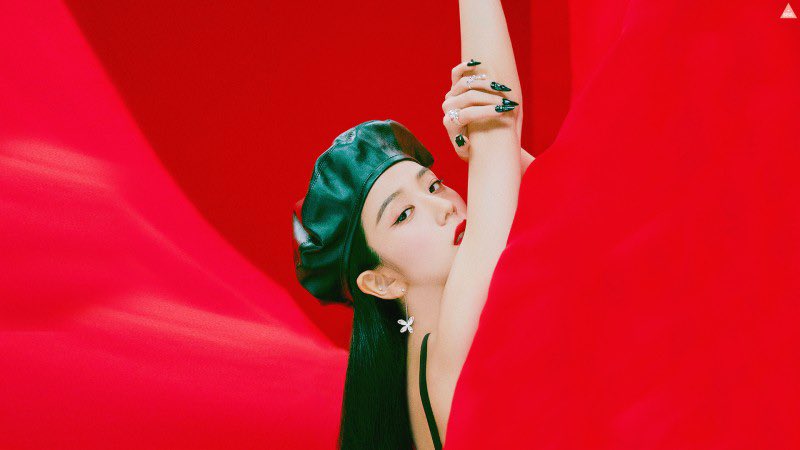 Seulzzang28's tweet photo. <컴퓨터배경화면> 블랙핑크 지수 '꽃(FLOWER)' 컨셉 포스터 28p 컴퓨터바탕화면_by.슬짱
🔗https://t.co/x1eIRK2qcp

#블랙핑크 #지수 #JISOO https://t.co/Grnk5wuYt1