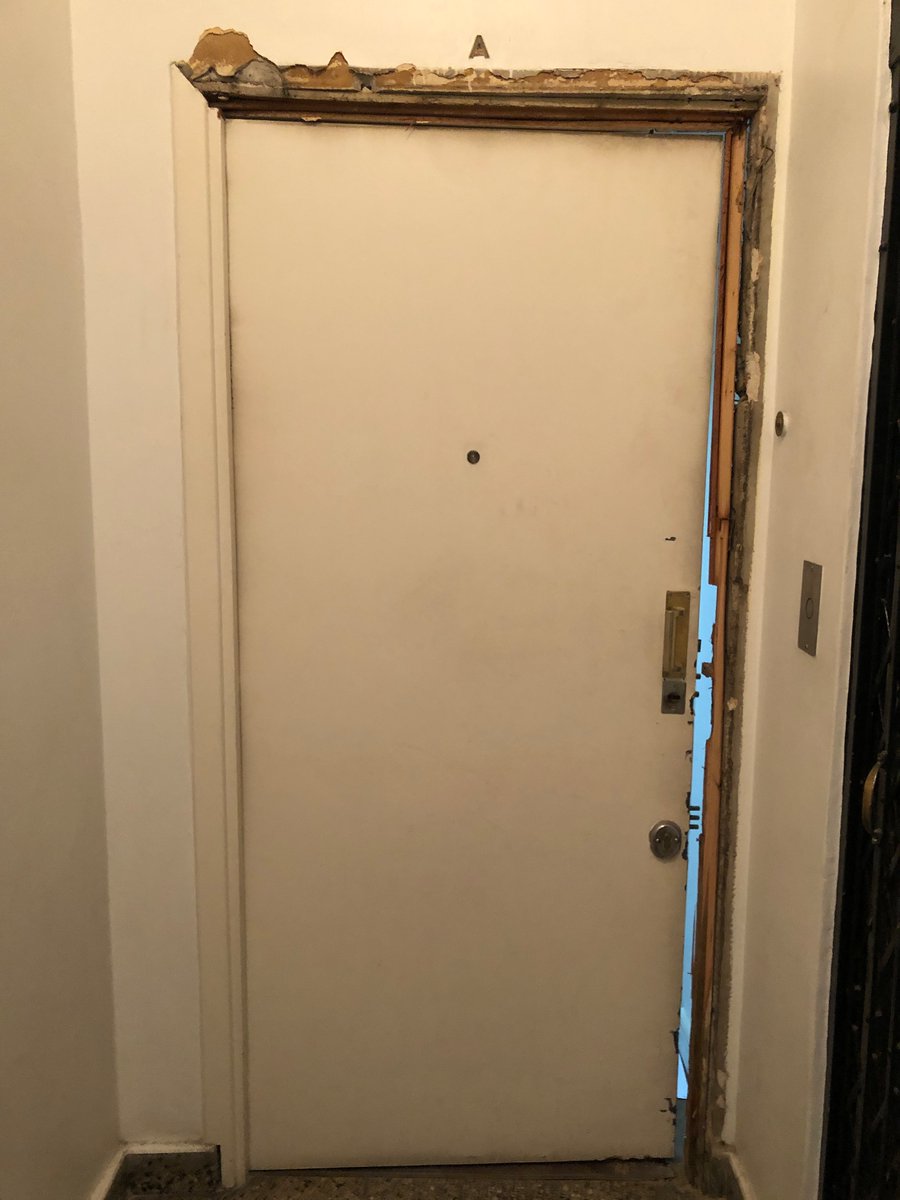 <a href="/estebang/">esteban</a> Me solidarizo.

Le puerta era blindada, arrancaron el marco.

Se llevaron mi laptop, iPad, celu, ahorros y el 70% de las ganas q me quedaban de seguir viviendo en este país de mierda.